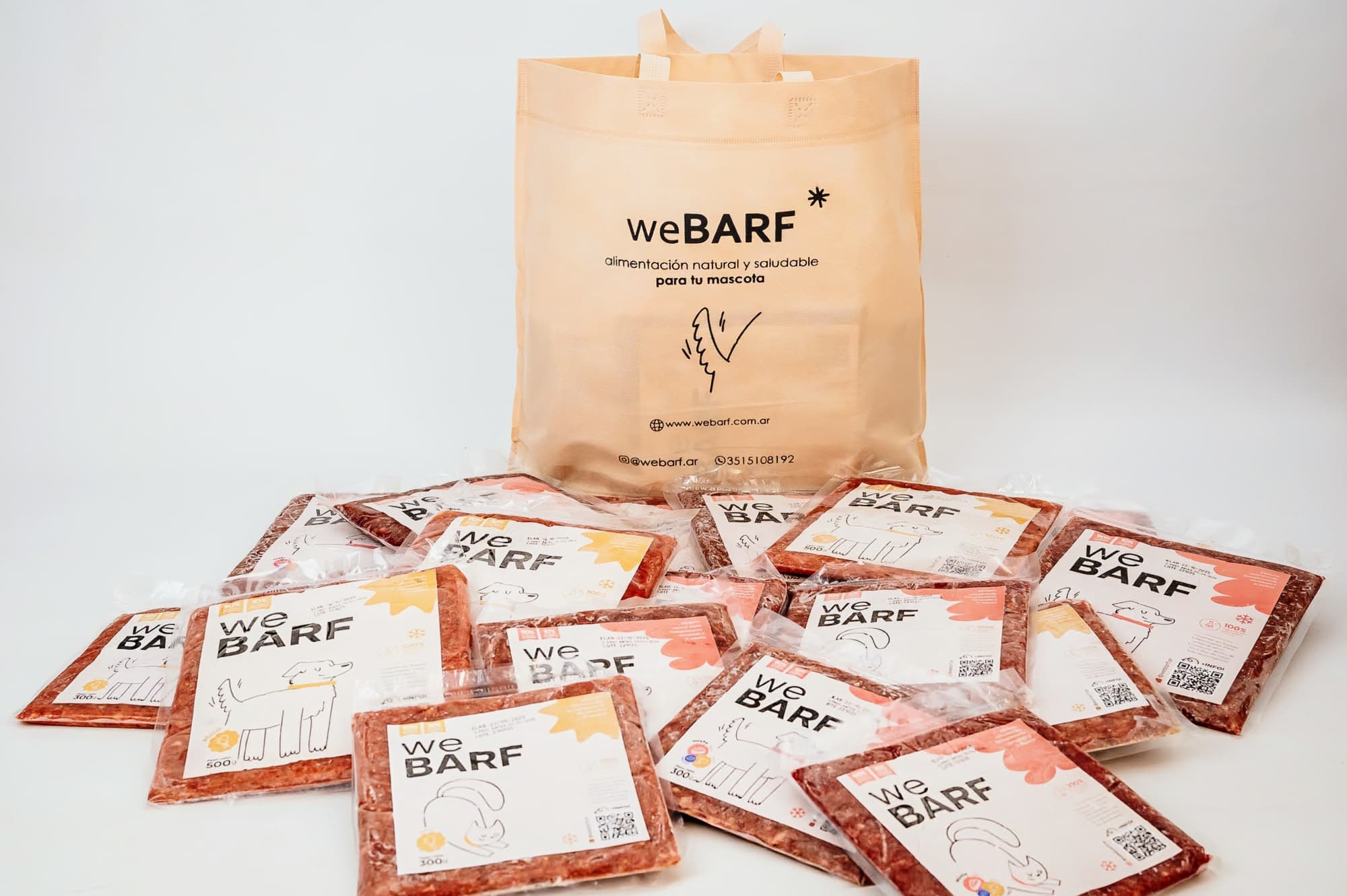 Bolsa weBARF con paquetes de carne BARF cruda balanceada